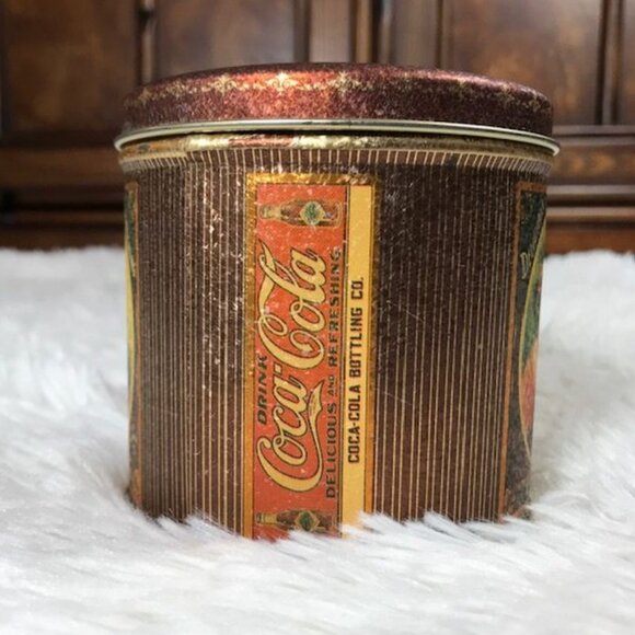 Set of 3 Vintage Coca-Cola Privileged Ladies Shimmer Round + Oval Mint Tins - Picture 3 of 15